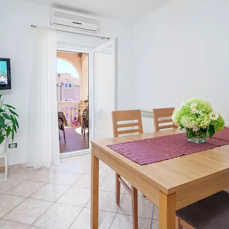 Ante Apartman