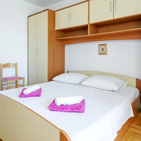 Ante Apartman *