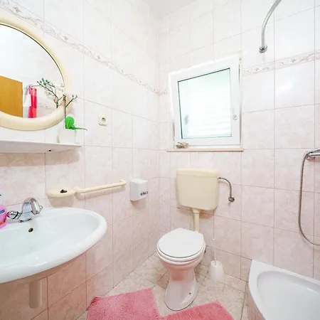 Ante 아파트 보디체