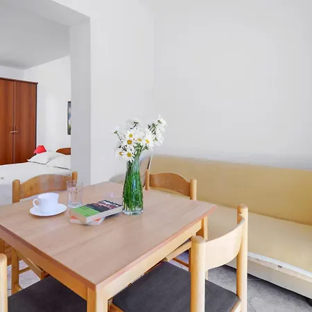Apartman Ante *