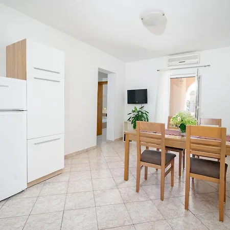 Apartman Ante