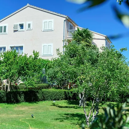 Apartman Ante