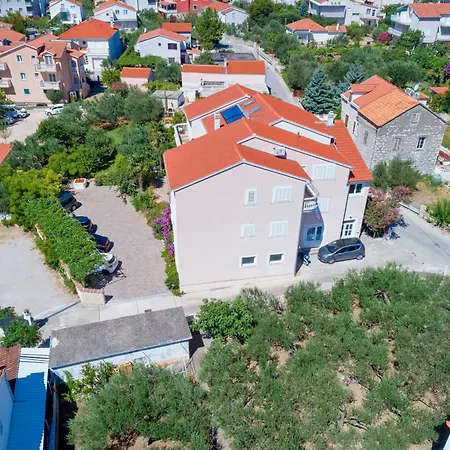Ante Apartman Vodice